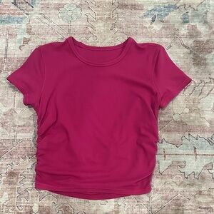 Lululemon like new magenta top